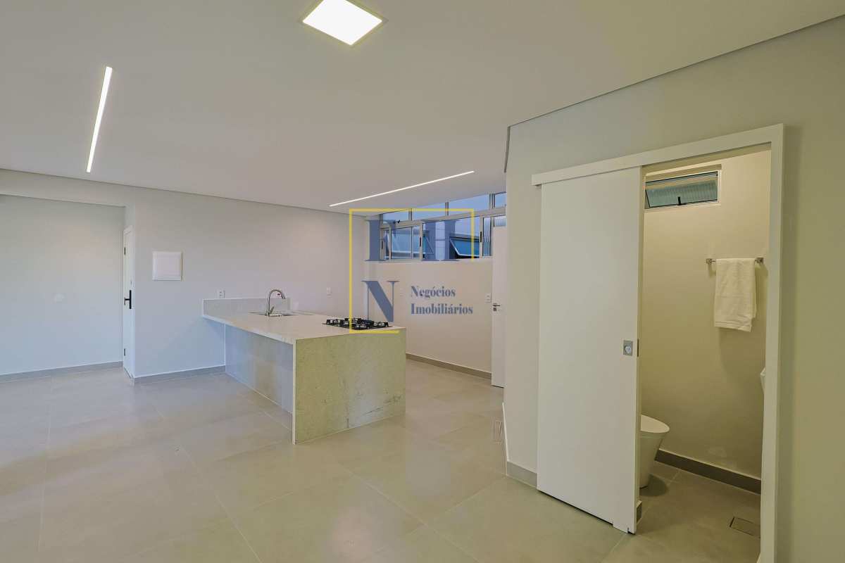 Apartamento 4 Quartos à Venda na Santa Lúcia em Belo Horizonte