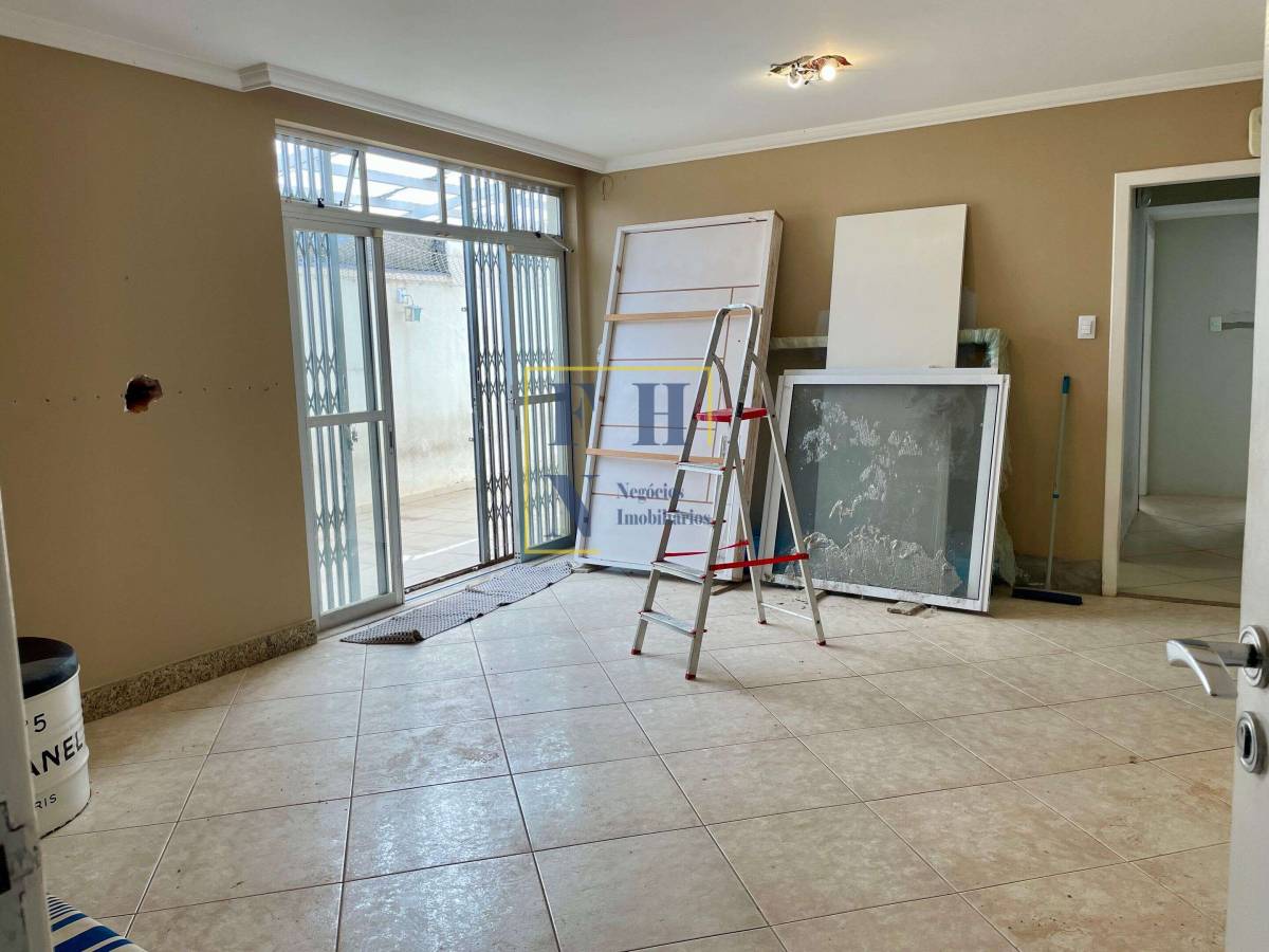 Apartamento à venda com 3 quartos, 110m² - Santa Tereza,