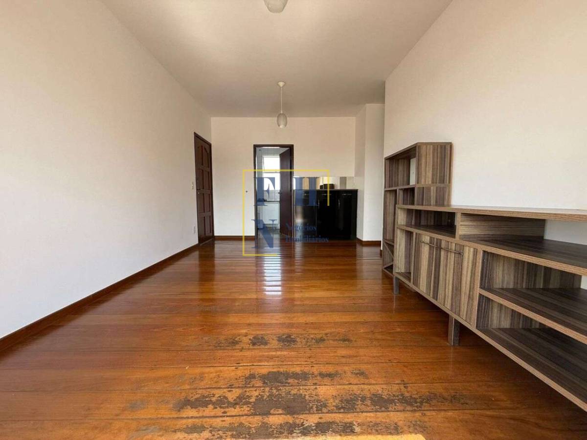 Apartamento à venda com 3 quartos, 95m² - Santa Tereza,