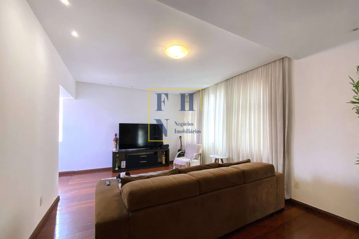  - Apartamento 3 Quartos à Venda no Santo Antônio em Belo Horizonte