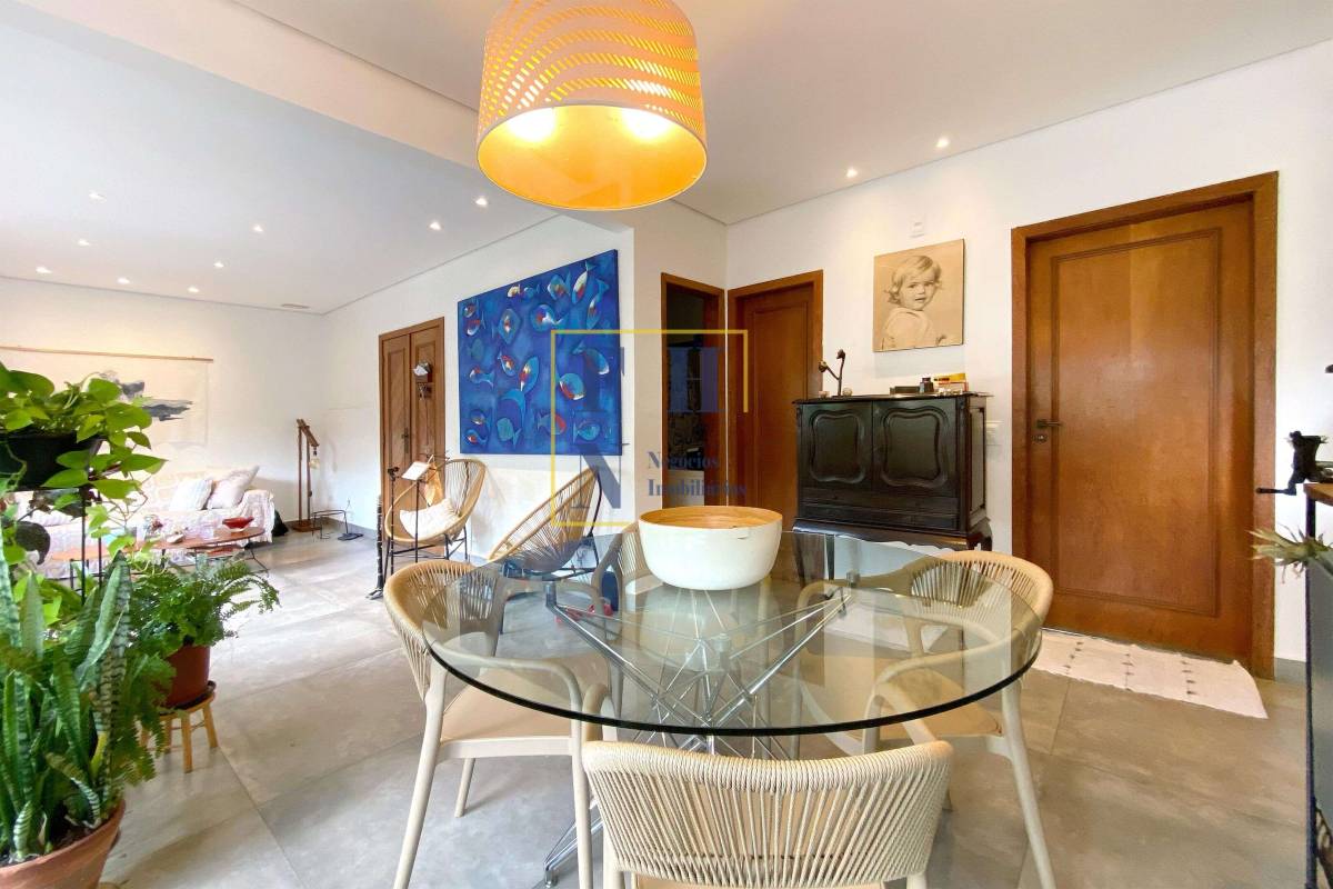  - Apartamento 4 Quartos à Venda no Santo Antônio em Belo Horizonte