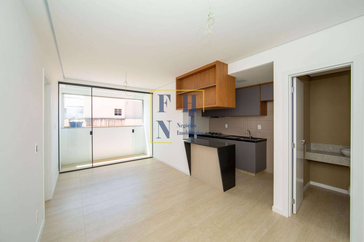 Apartamento à venda com 3 quartos, 77m² - Santo Antônio,