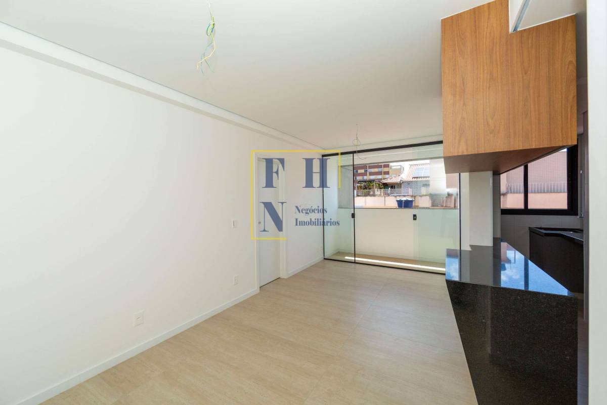 Apartamento à venda com 3 quartos, 77m² - Santo Antônio,
