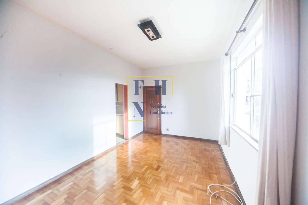 Apartamento à venda com 3 quartos, 96m² - Santo Antônio,