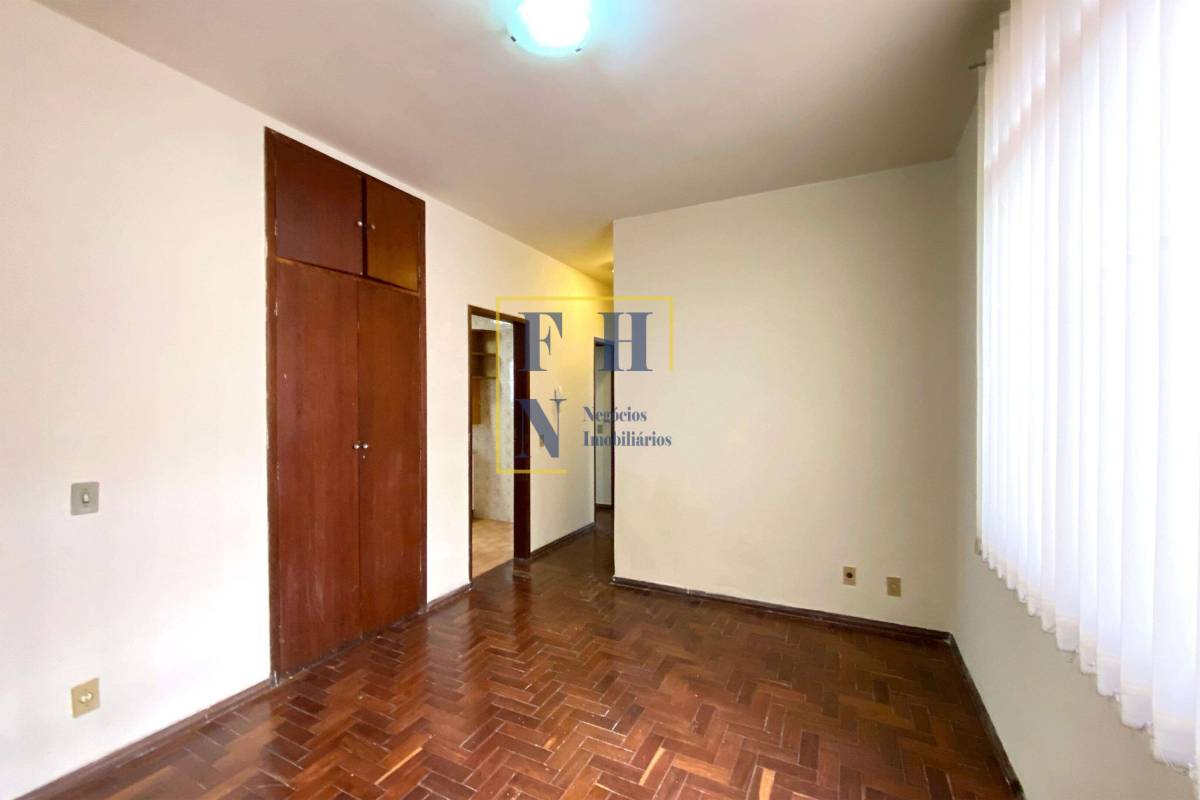 Apartamento à venda com 2 quartos, 75m² - Santo Antônio,