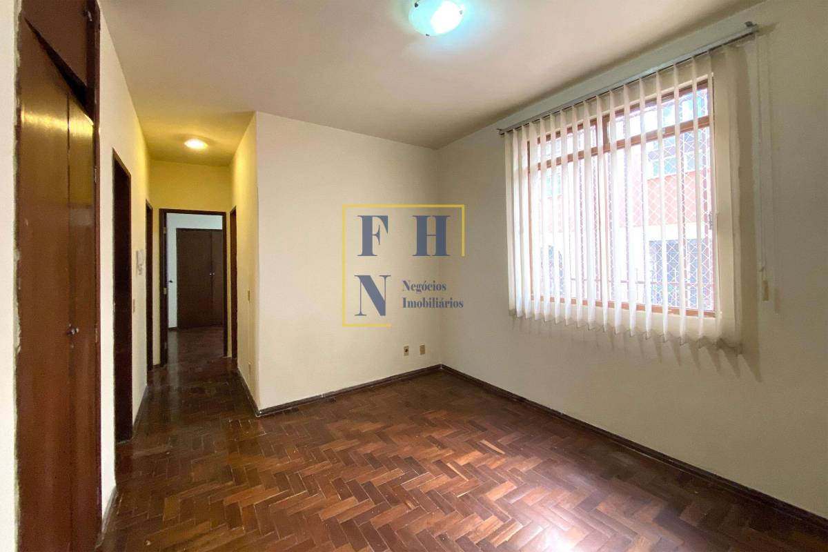 Apartamento à venda com 2 quartos, 75m² - Santo Antônio,