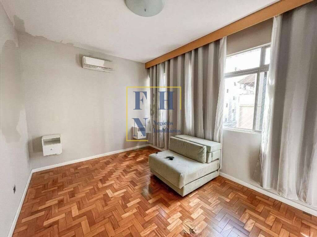 Apartamento à venda com 3 quartos, 170m² - Santo Antônio,