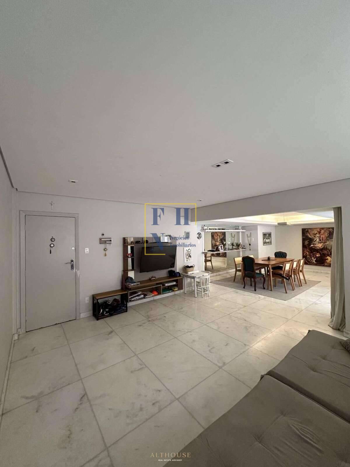 Apartamento à venda com 3 quartos, 160m² - Santo Antônio,