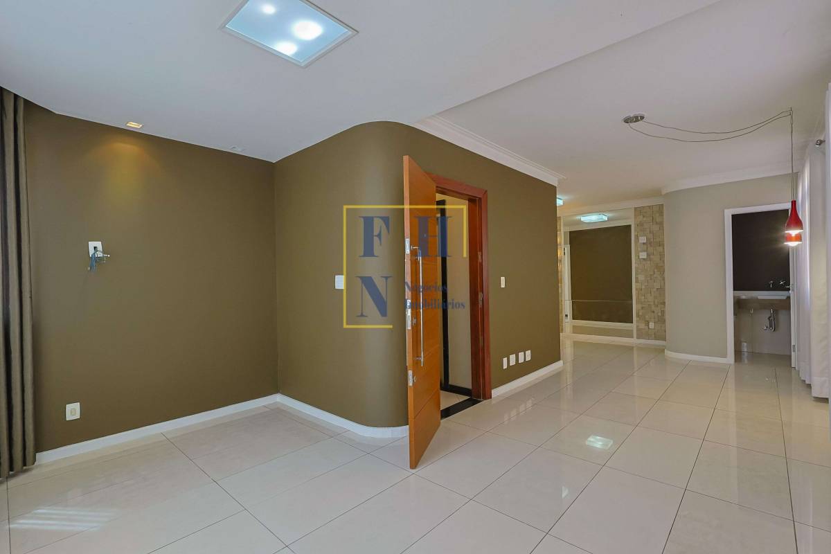 Apartamento à venda com 3 quartos, 109m² - Santo Antônio,