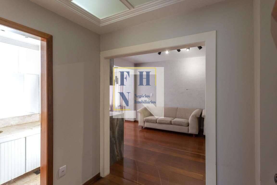 Apartamento à venda com 3 quartos, 130m² - Santo Antônio,