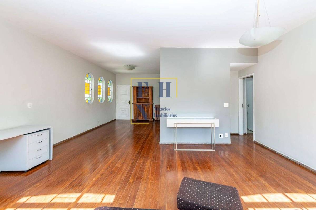  - Apartamento 4 Quartos à Venda no Santo Antônio em Belo Horizonte