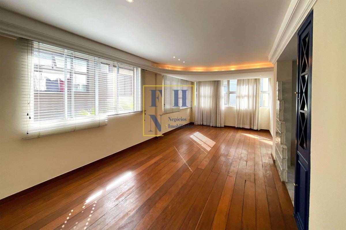  - Apartamento 3 Quartos à Venda no Santo Antônio em Belo Horizonte