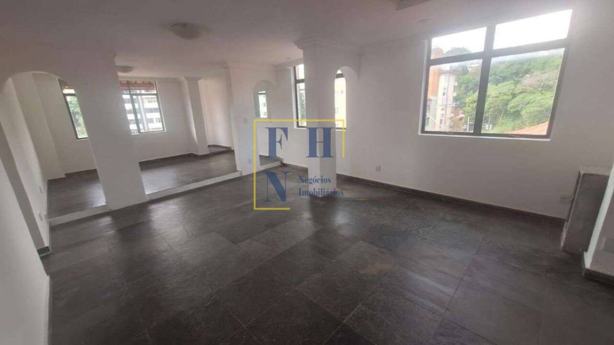 Apartamento à venda com 3 quartos, 270m² - Santo Antônio,