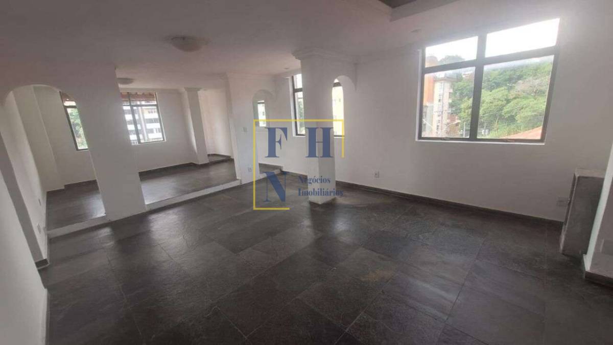 Apartamento à venda com 3 quartos, 270m² - Santo Antônio,