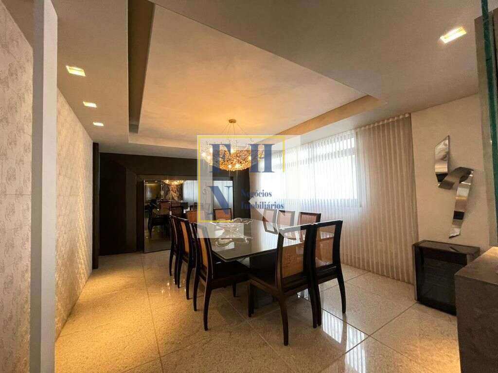 Apartamento 4 Quartos à Venda na Savassi em Belo Horizonte
