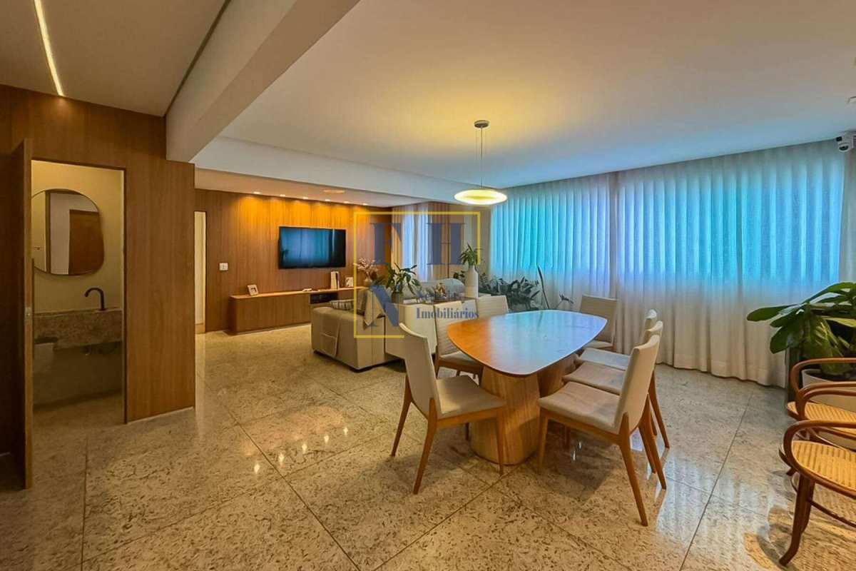 Apartamento 4 Quartos à Venda na Savassi em Belo Horizonte
