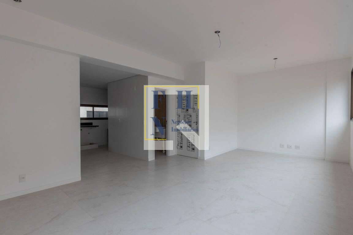 Apartamento à venda com 2 quartos, 76m² - Serra,