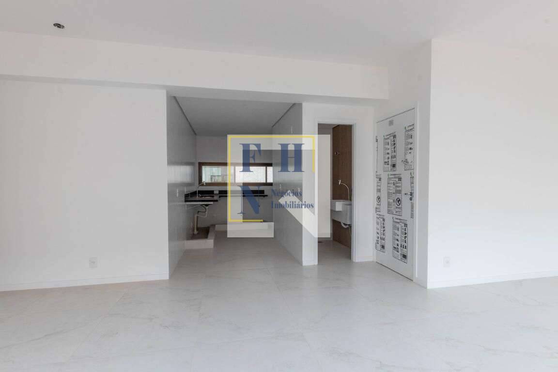  - Apartamento 2 Quartos à Venda na Serra em Belo Horizonte