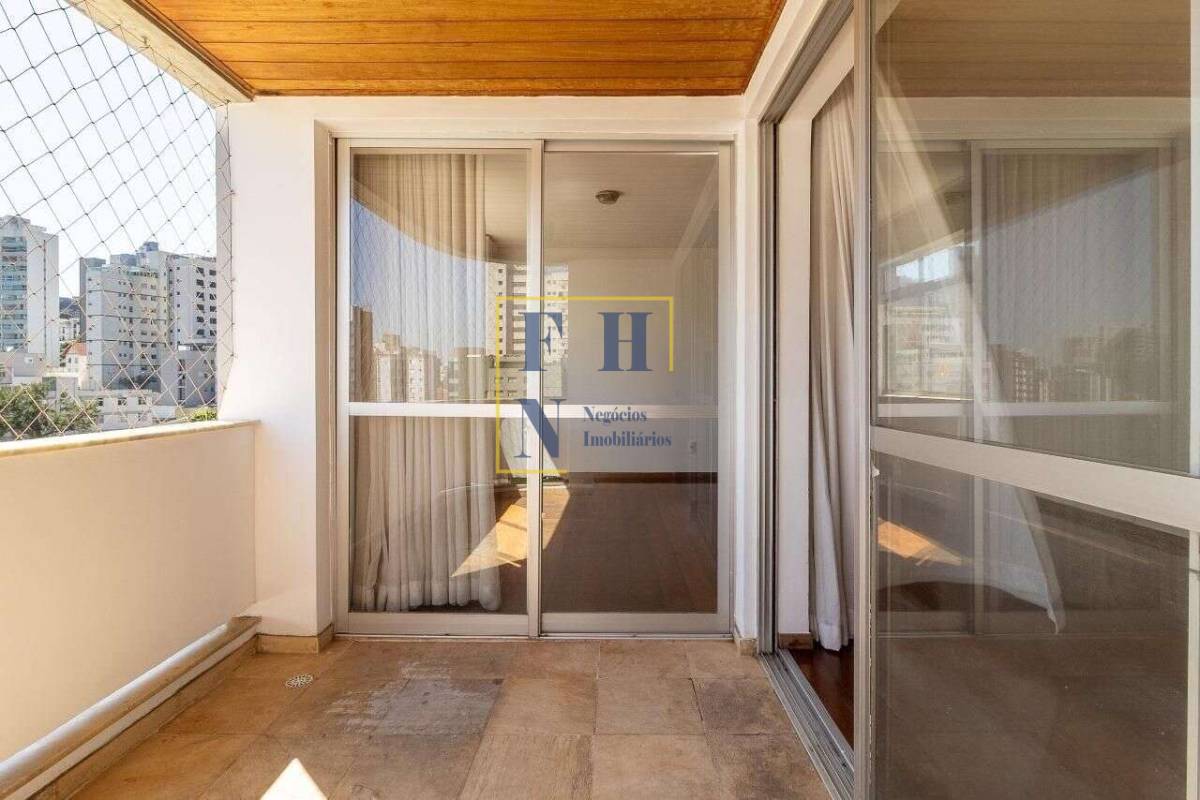  - Apartamento 4 Quartos à Venda na Serra em Belo Horizonte