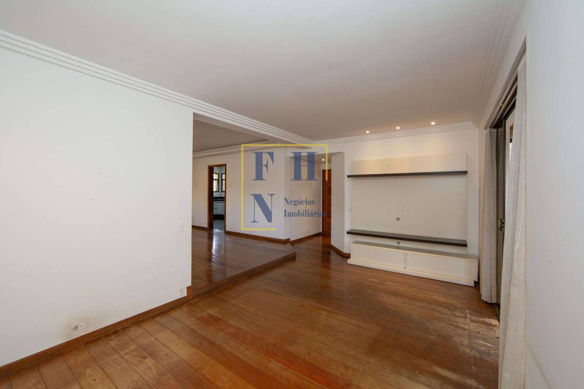 - Apartamento 4 Quartos à Venda na Serra em Belo Horizonte