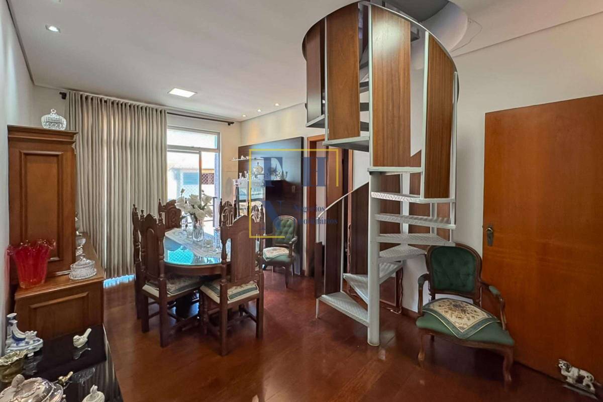Apartamento à venda com 3 quartos, 140m² - União,
