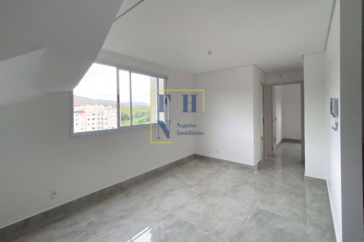 Apartamento Garden à venda com 3 quartos, 110m² - Buritis,