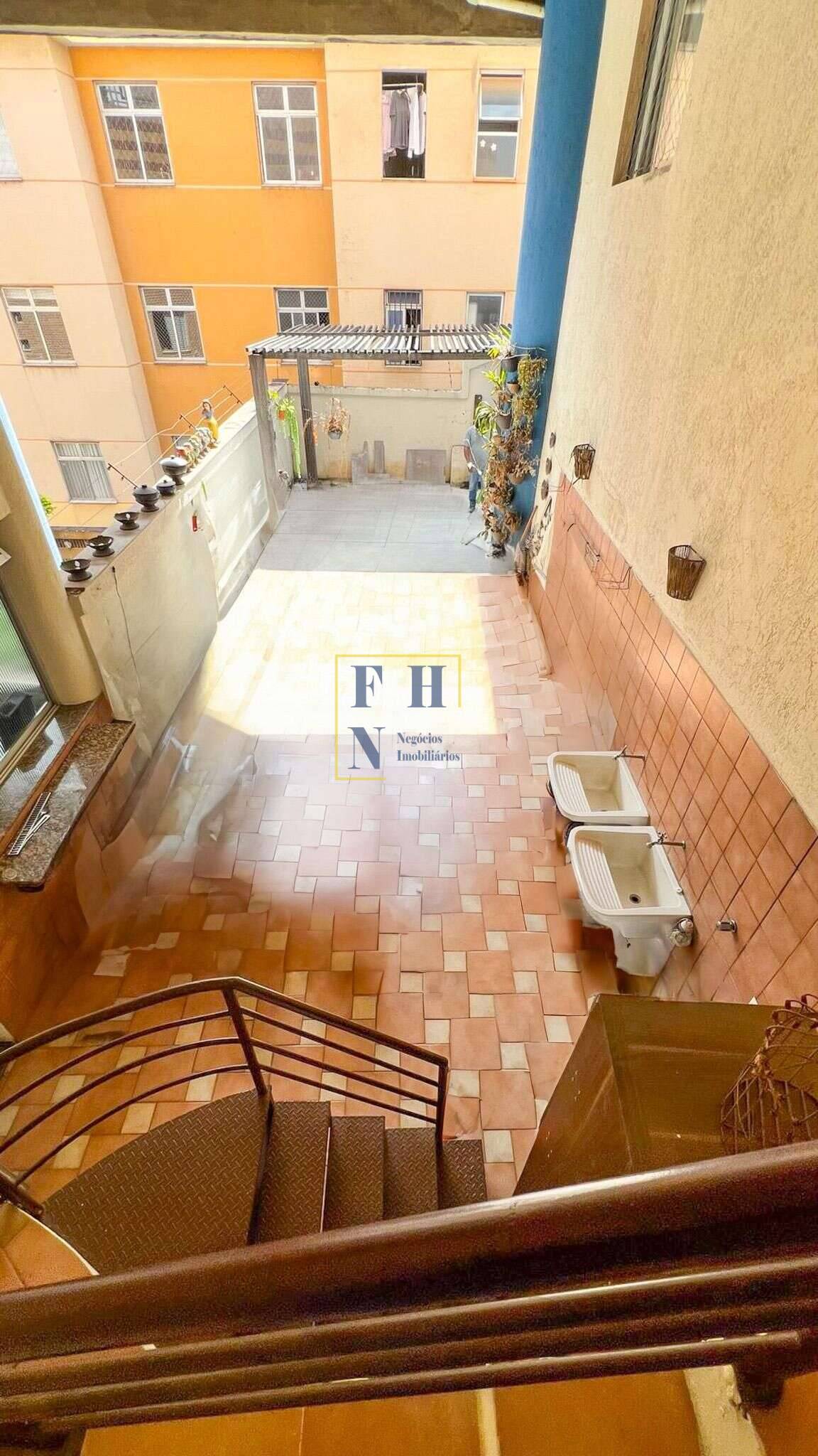 Apartamento Garden à venda com 4 quartos, 200m² - Buritis,