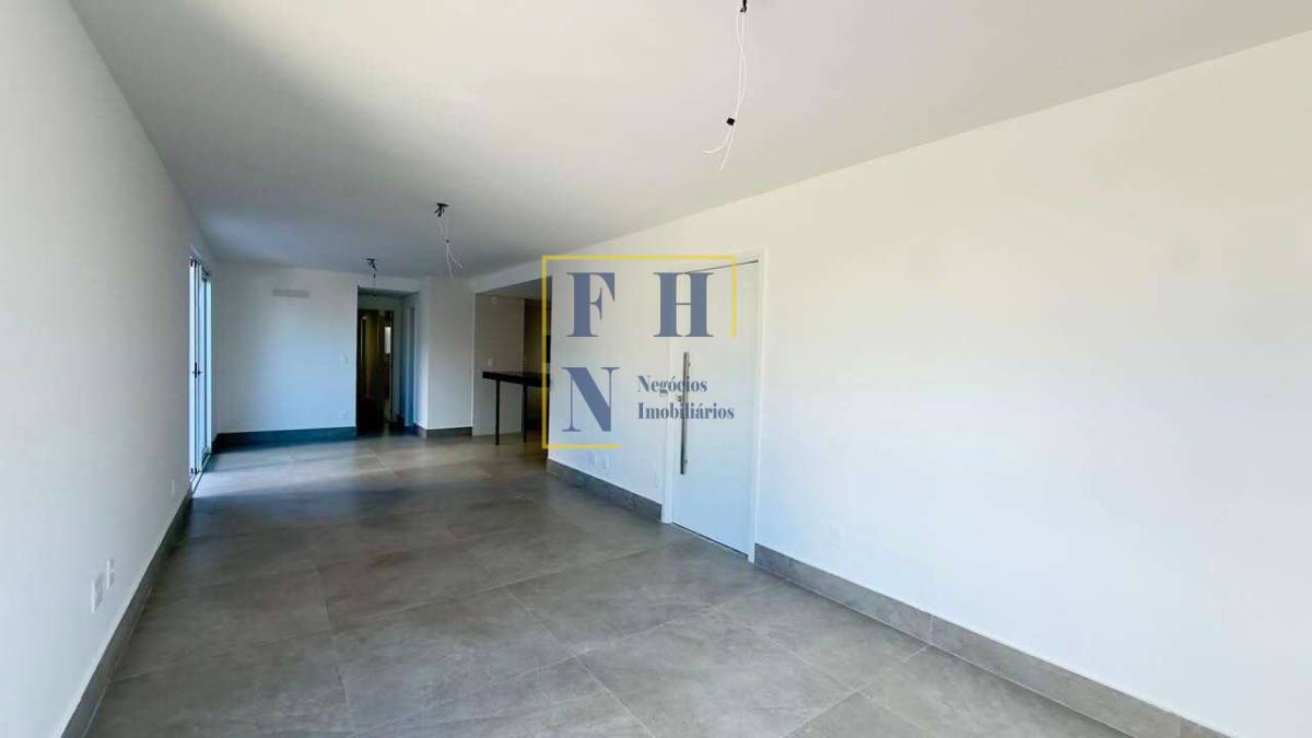 Apartamento Garden à venda com 3 quartos, 229m² - Castelo,
