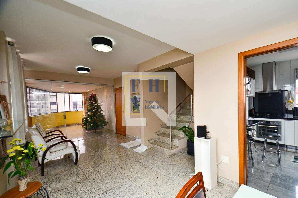 Apartamento Garden 4 Quartos à Venda no Cidade Nova em Belo Horizonte