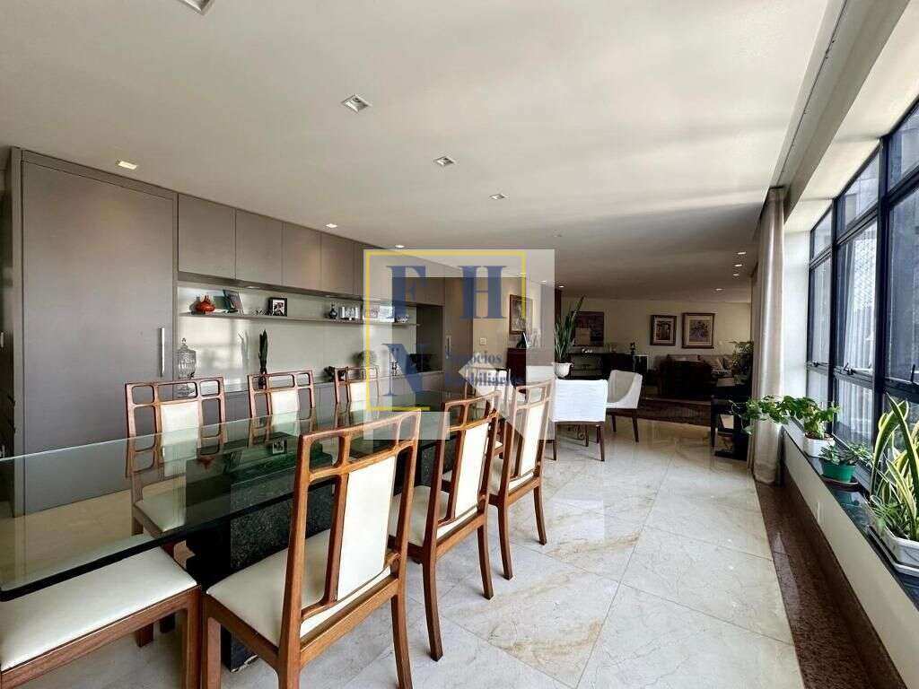 Apartamento Garden à venda com 4 quartos, 280m² - Funcionários,Belo Horizonte