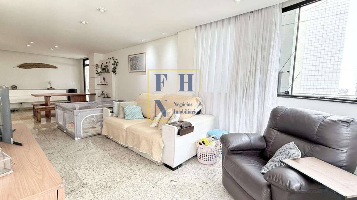 Apartamento Garden à venda com 3 quartos, 206m² - Graça,