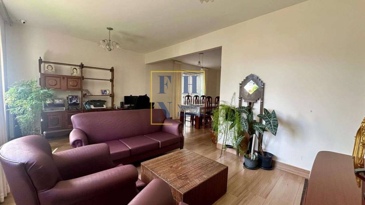 Apartamento Garden à venda com 4 quartos, 240m² - Gutierrez,