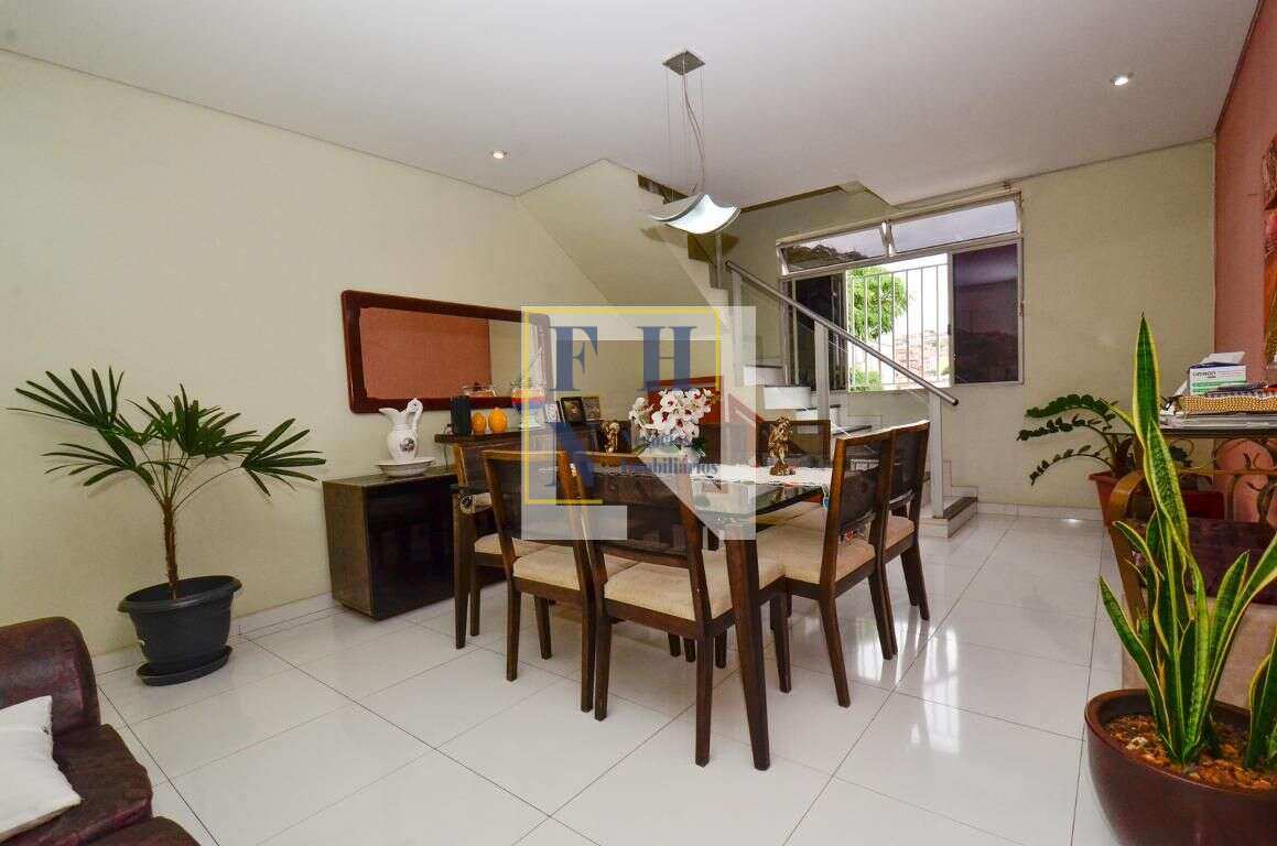 Apartamento Garden 5 Quartos à Venda na Nova Floresta em Belo Horizonte