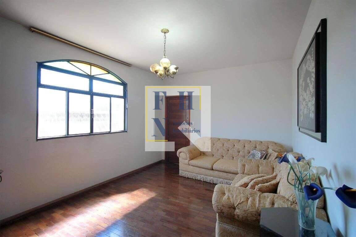 Apartamento Garden à venda com 3 quartos, 200m² - Renascença,
