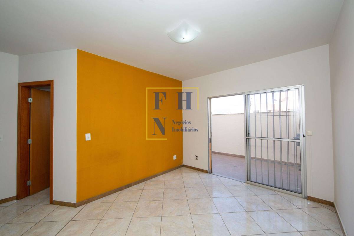 Apartamento Garden à venda com 3 quartos, 162m² - Sagrada Família,