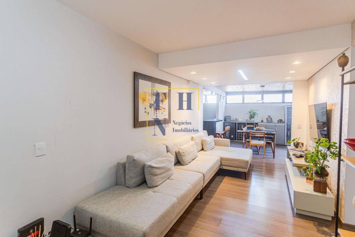 Apartamento Garden à venda com 3 quartos, 156m² - Sagrada Família,