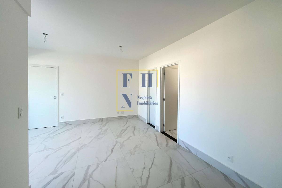 Apartamento Garden à venda com 3 quartos, 168m² - Sagrada Família,
