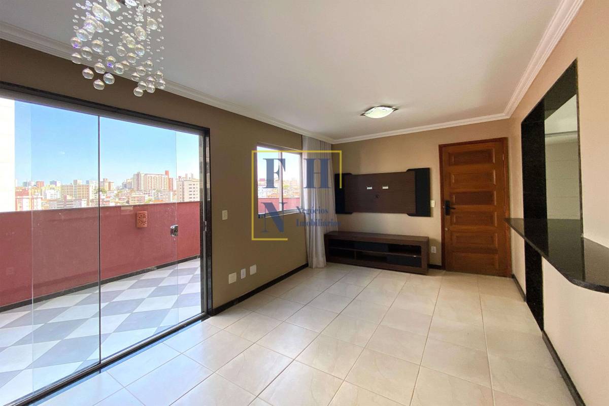 Apartamento Garden à venda com 3 quartos, 122m² - Sagrada Família,