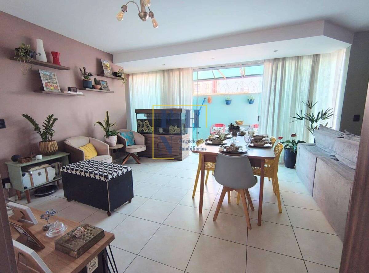 Apartamento Garden à venda com 3 quartos, 180m² - Santa Tereza,