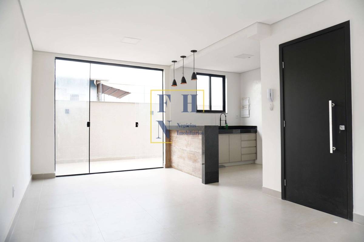 Apartamento Garden à venda com 3 quartos, 117m² - Santa Tereza,