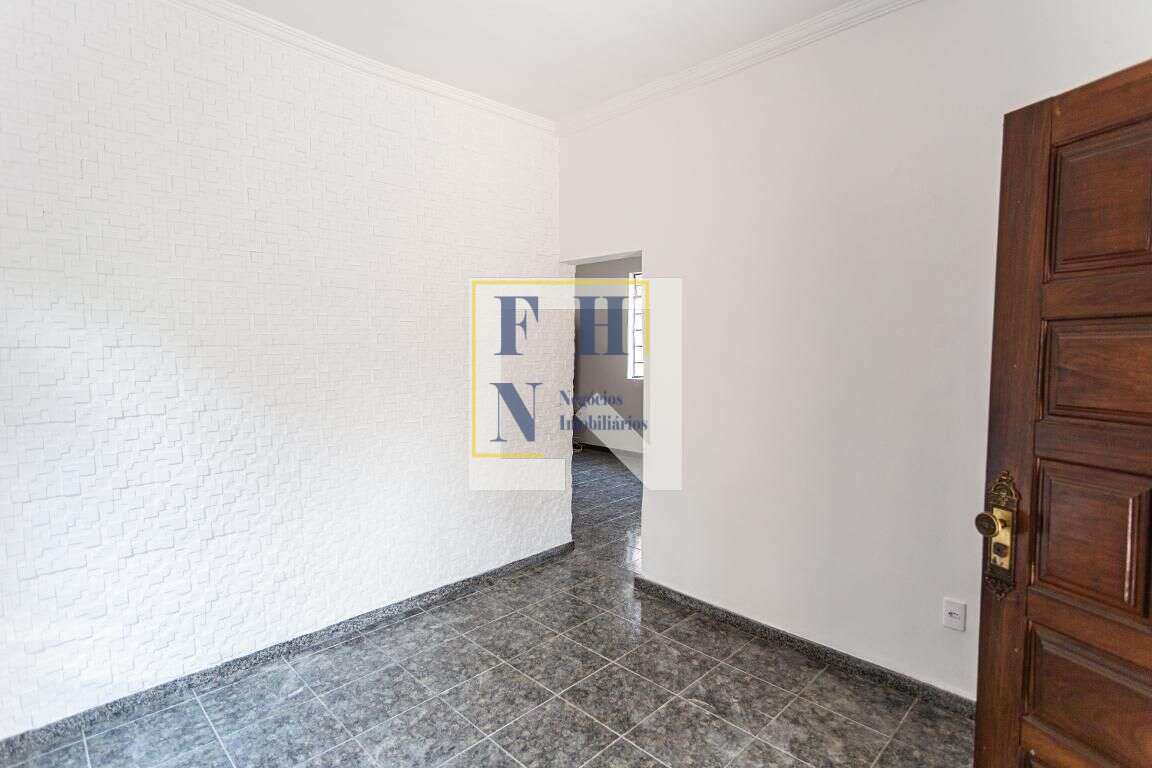 Casa 4 Quartos à Venda na Aparecida em Belo Horizonte