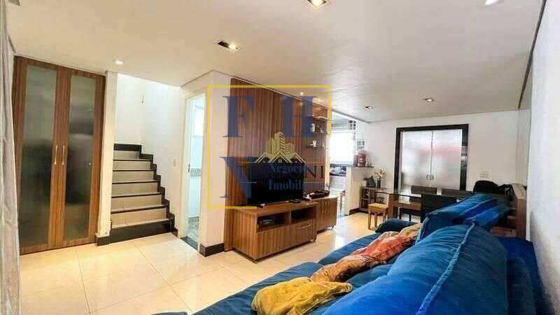 Casa 4 Quartos à Venda no Buritis em Belo Horizonte