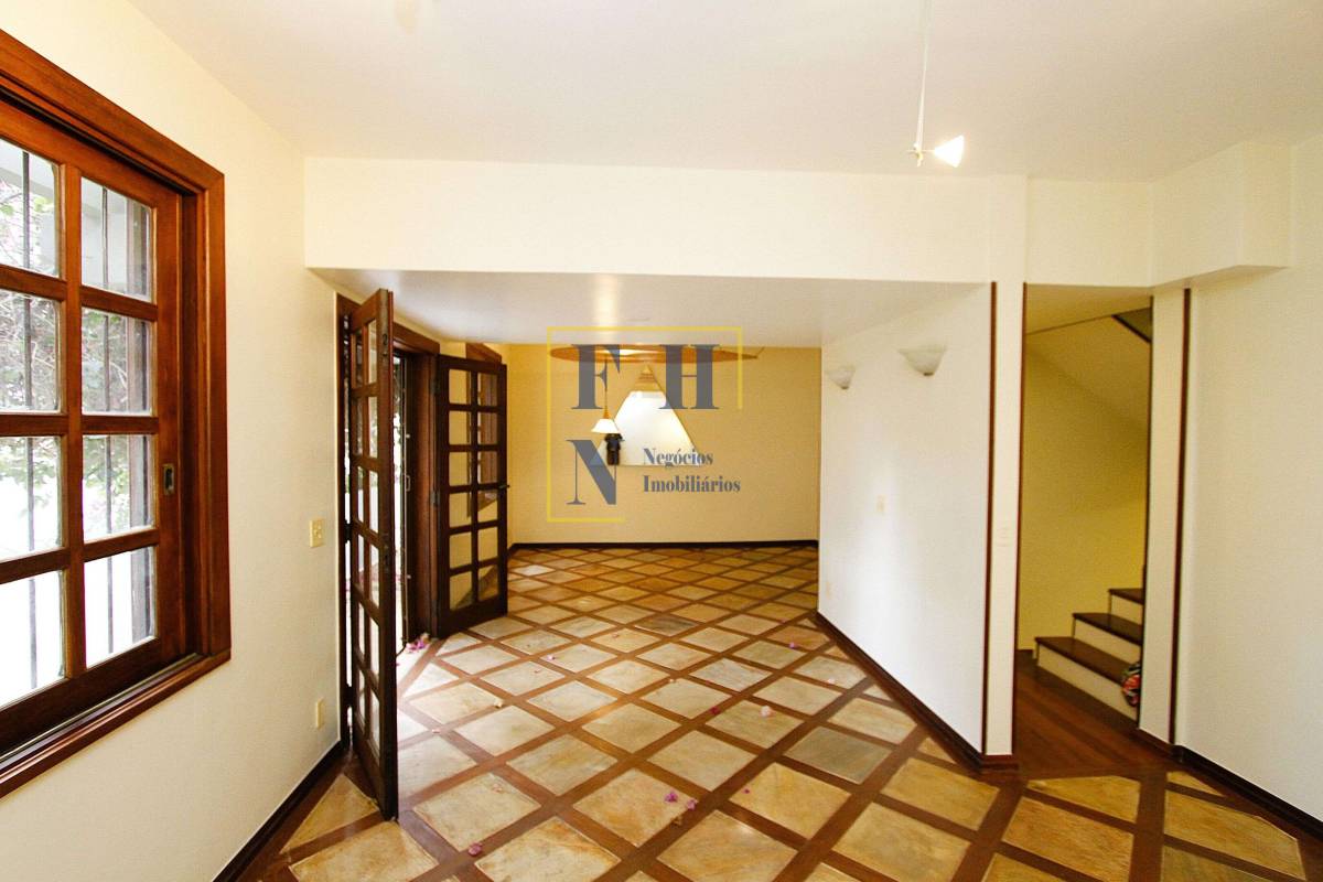  - Casa 4 Quartos à Venda no Buritis em Belo Horizonte