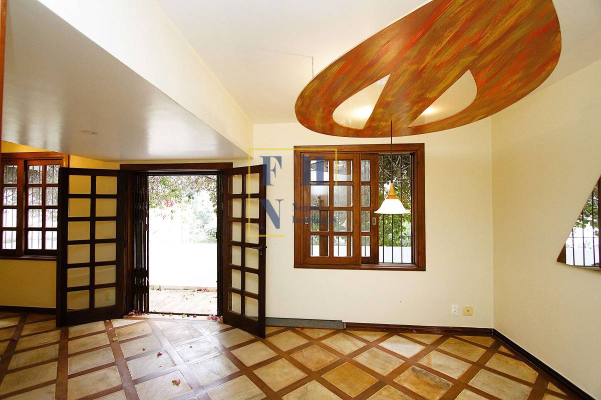  - Casa 4 Quartos à Venda no Buritis em Belo Horizonte