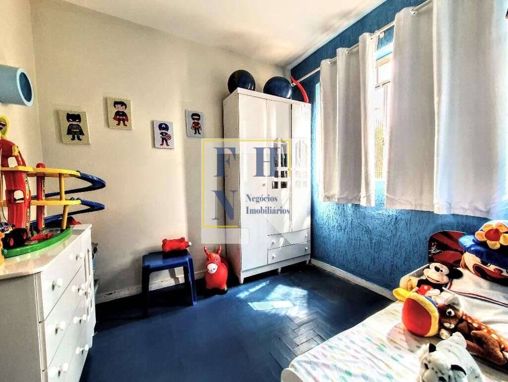 Casa à venda com 3 quartos, 110m² - Cachoeirinha,