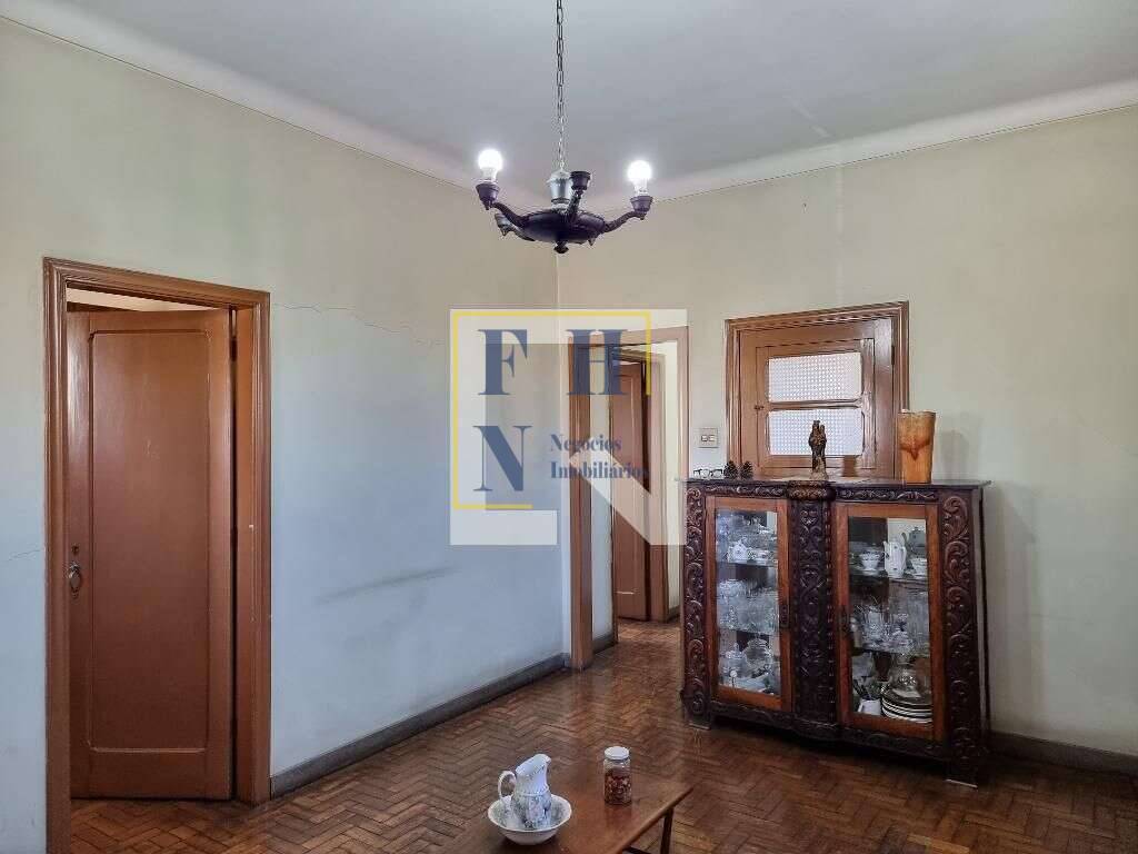 Casa à venda com 4 quartos, 419m² - Cachoeirinha,