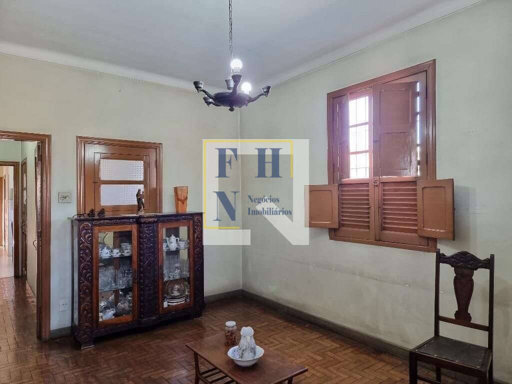 Casa à venda com 4 quartos, 419m² - Cachoeirinha,