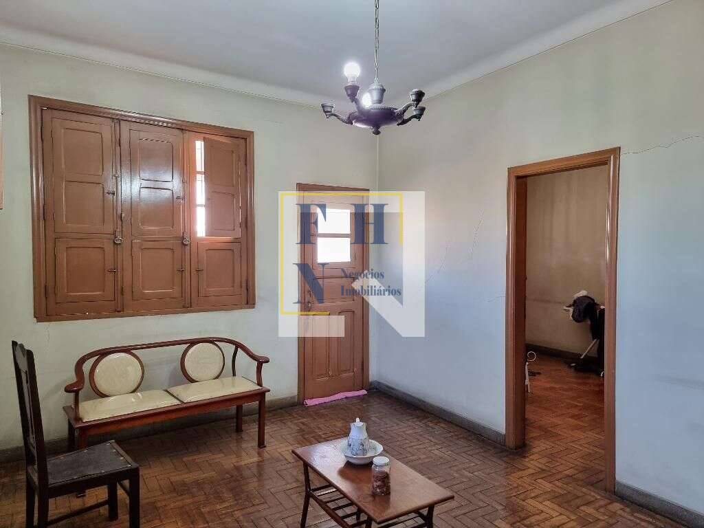 Casa à venda com 4 quartos, 419m² - Cachoeirinha,