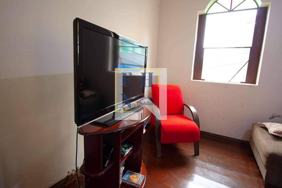 Casa à venda com 5 quartos, 360m² - Cachoeirinha,