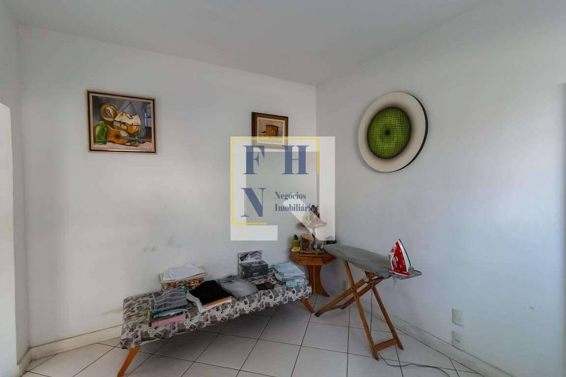  - Casa 2 Quartos à Venda na Cachoeirinha em Belo Horizonte